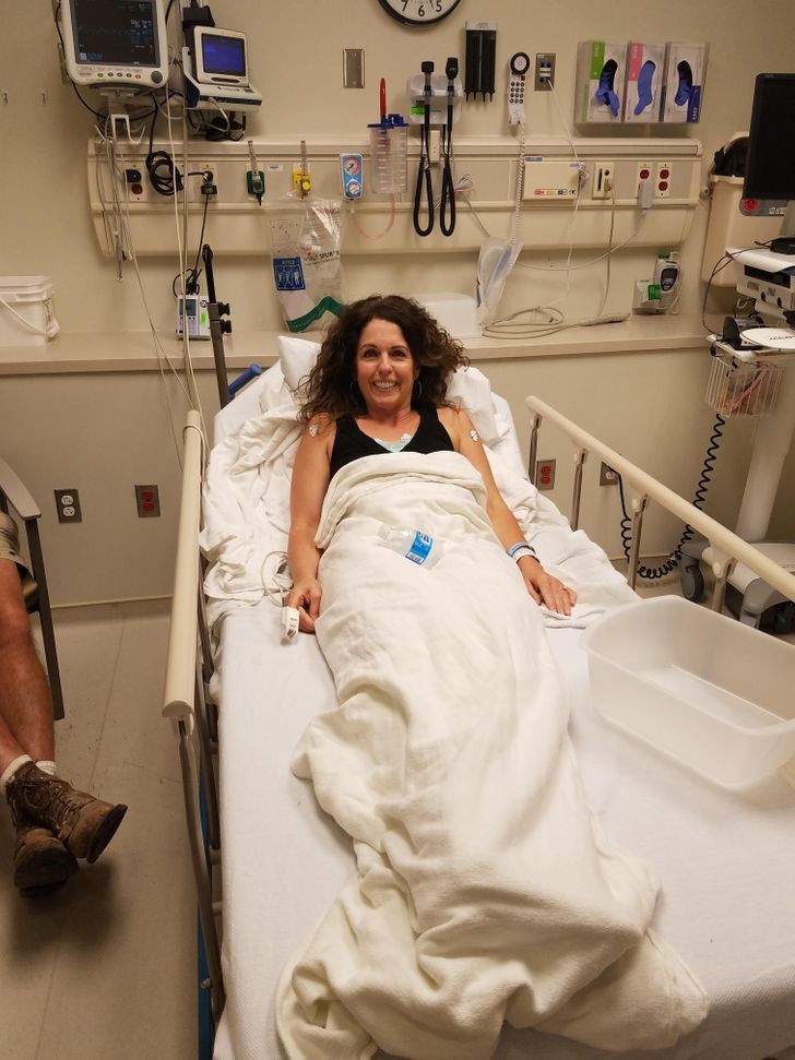mom smiling after saving 40 kids from a burning school bus