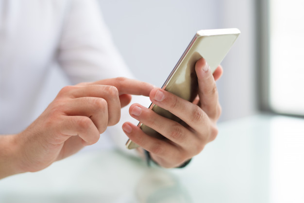 Using smartphone for news and entertainment