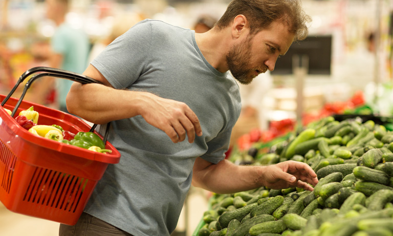 man buying organic foods