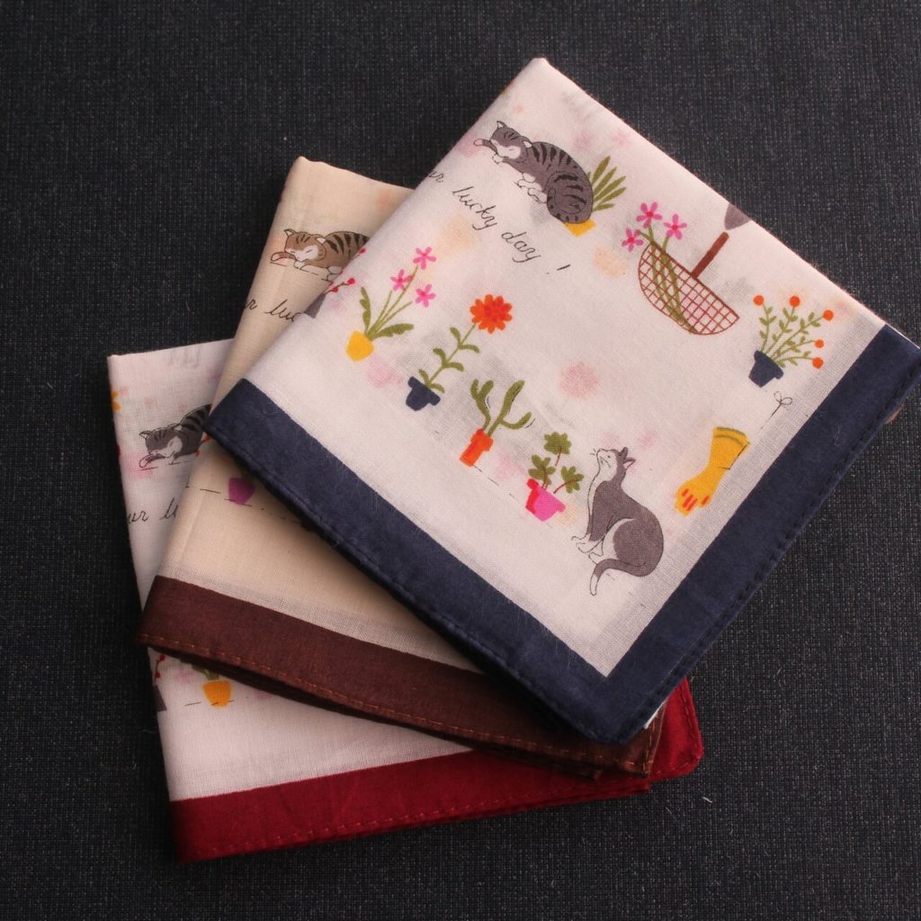 tips for men: handkerchief present for your girlfriend