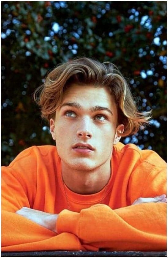 curtain hairstyle for men