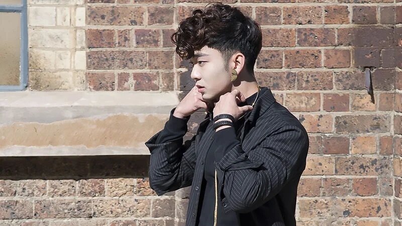 pompadour hairstyle for men