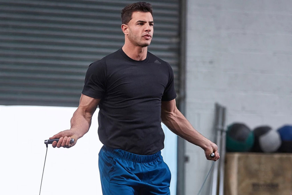 Man jumping rope exercise