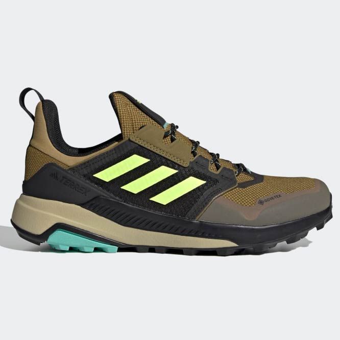 best sneakers fashion to wear during rainy season