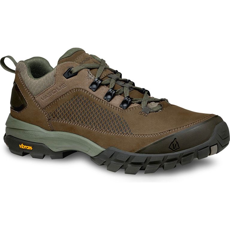 best sneakers fashion to wear during rainy season