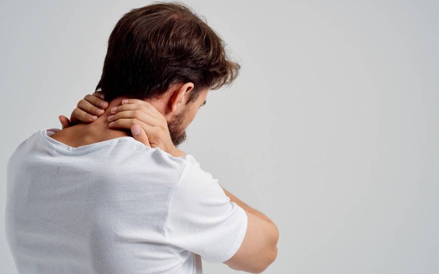 man neck pain
