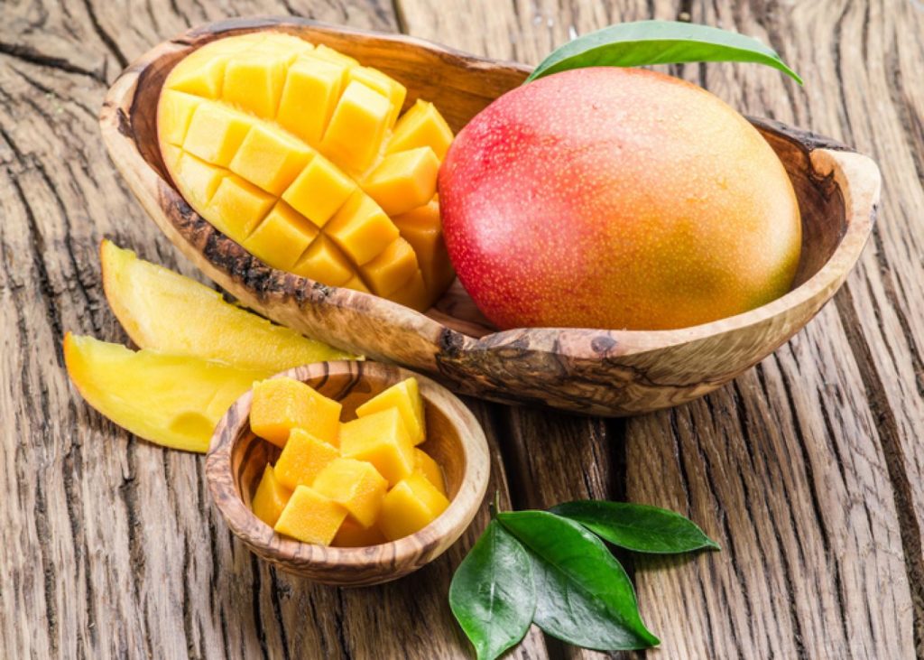  Mango fruits