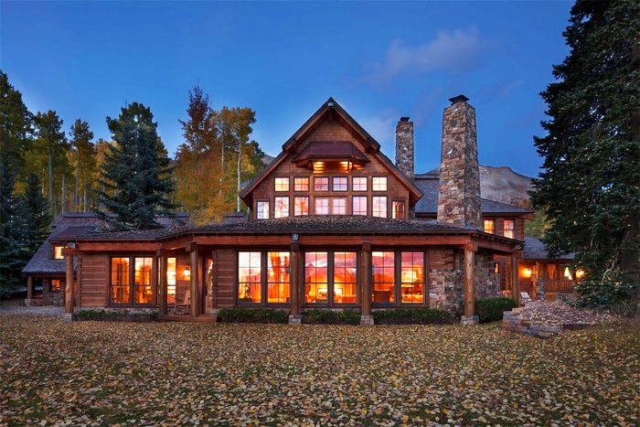 luxury lifestyle with magnificant house