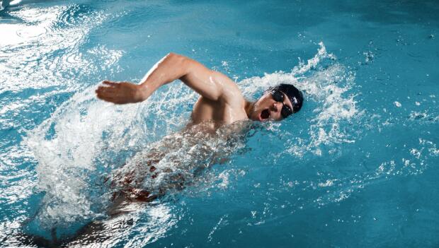 swimming freestyle for men