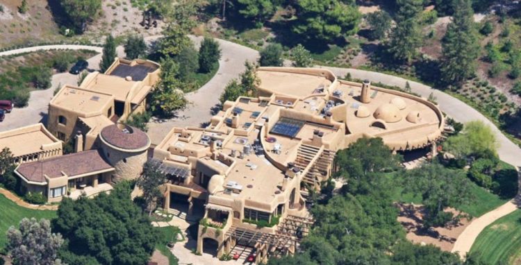 luxury lifestyle with magnificant house