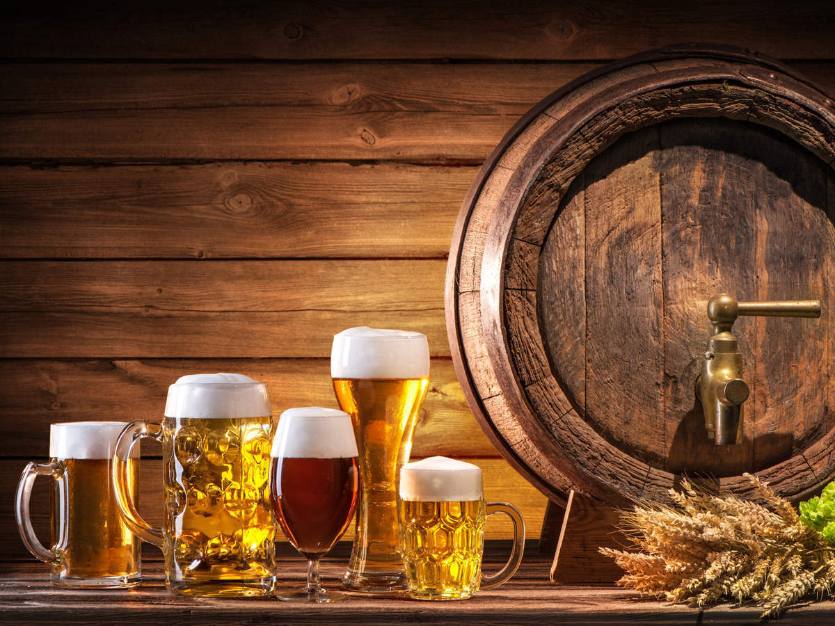  Beer, glass cups