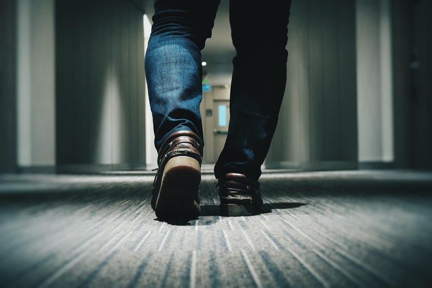 man wearing jeans pant