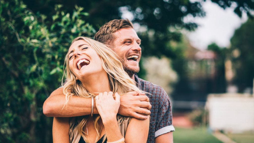 happy couple 
