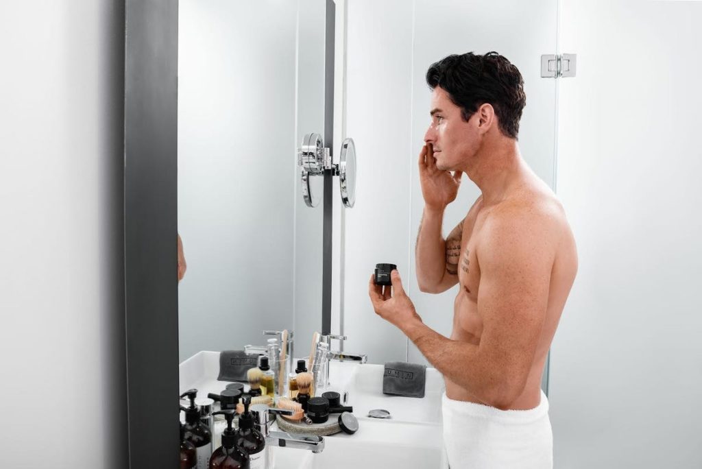 man daily skincare routine