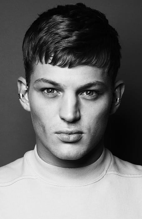Popular Haircuts and Hairstyles for Men