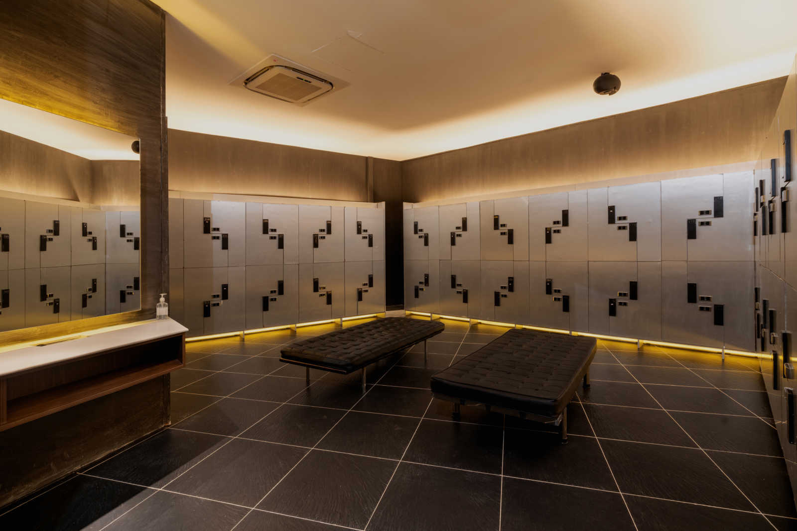 POWER HOUSE FITNESS CLUB