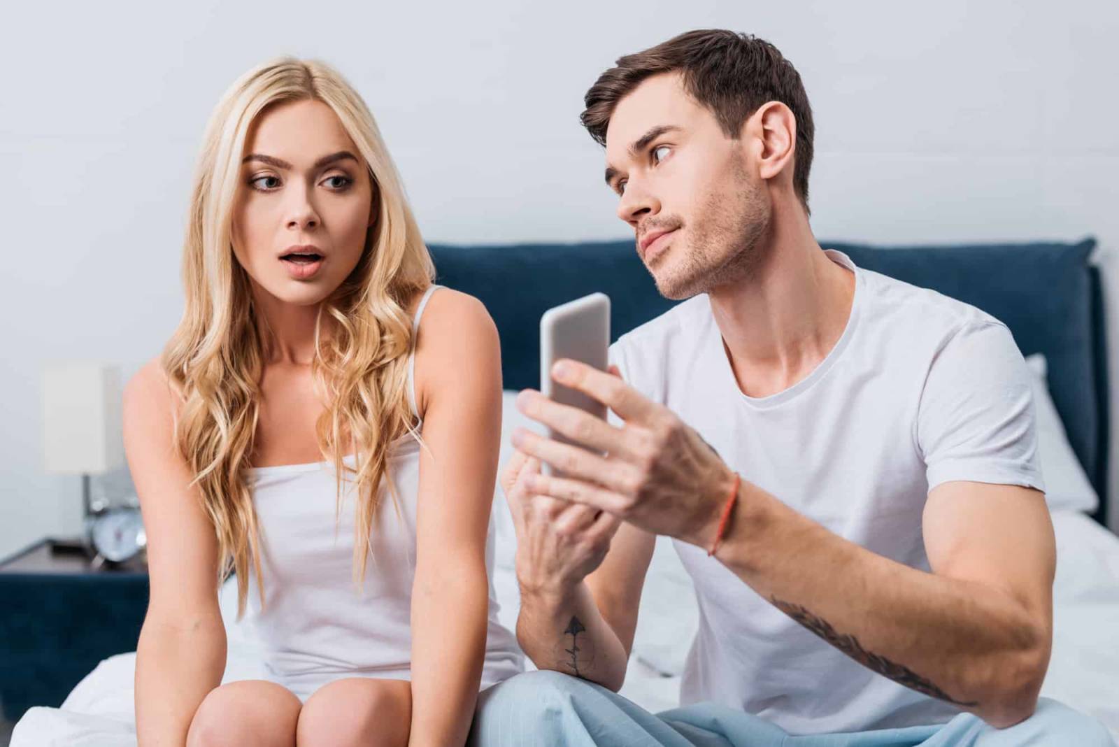 things to know for men whether their girlfriends still miss their ex