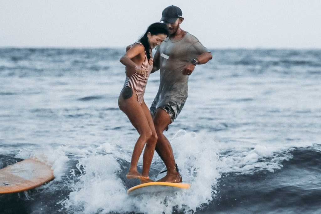 surfing