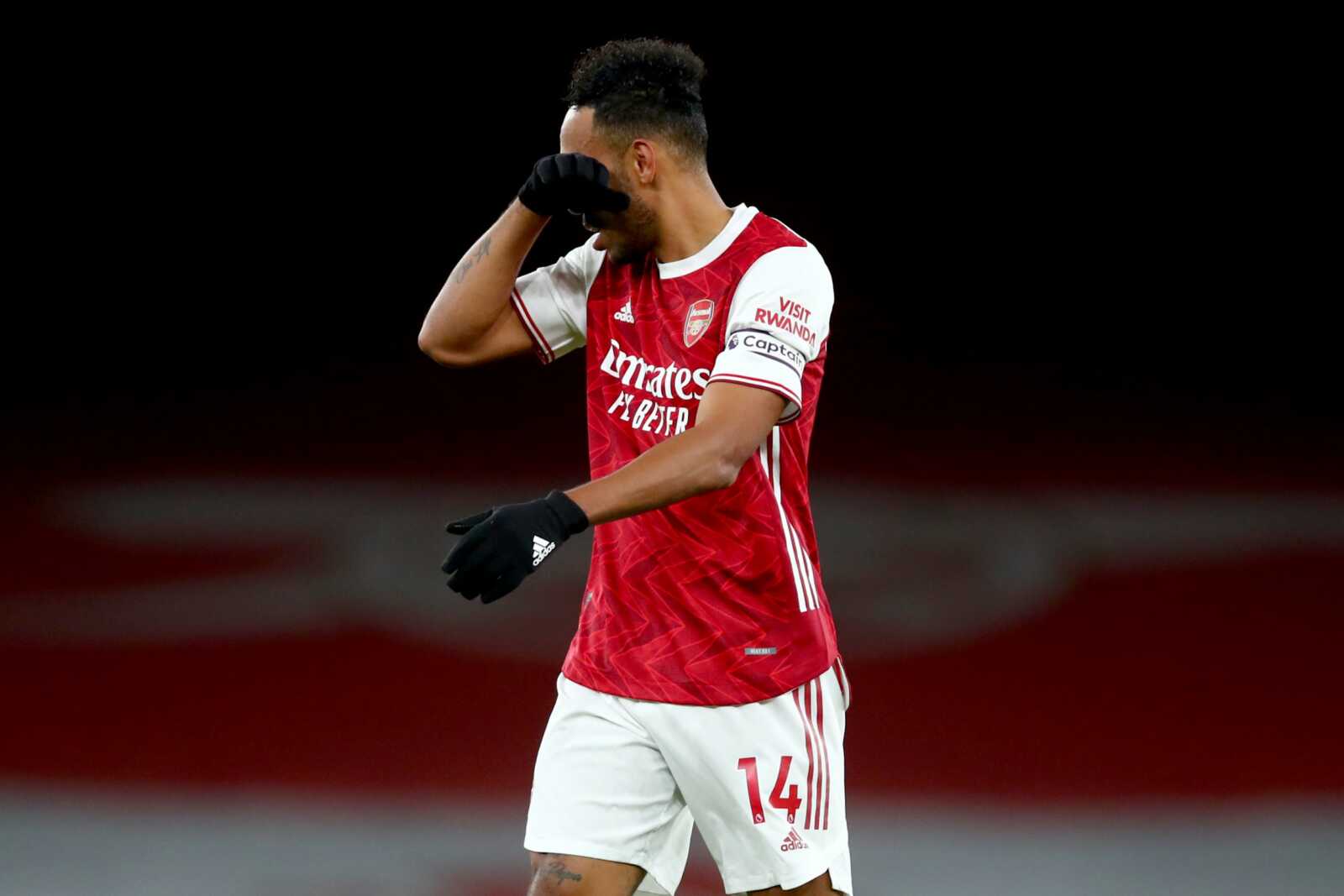 arsenal-strip-pierre-emerick-aubameyang-of-captaincy-after-latest-disciplinary-breach