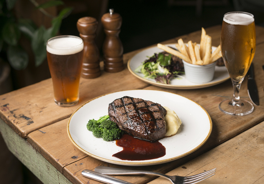 beer and Classic Pub Steak