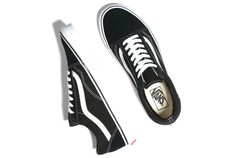 Best Sneakers for men to add in their Wardrobe