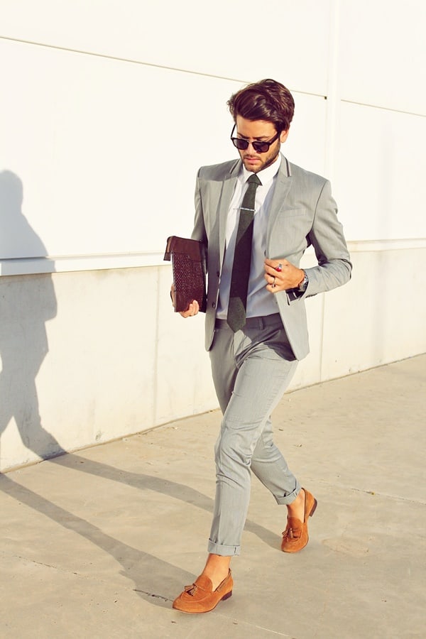 Grey Suit with Brown Shoes Outfit for Men
