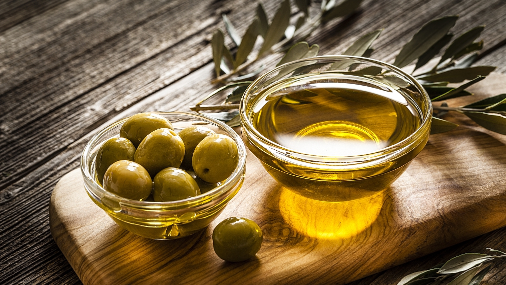 olive oil and honey 