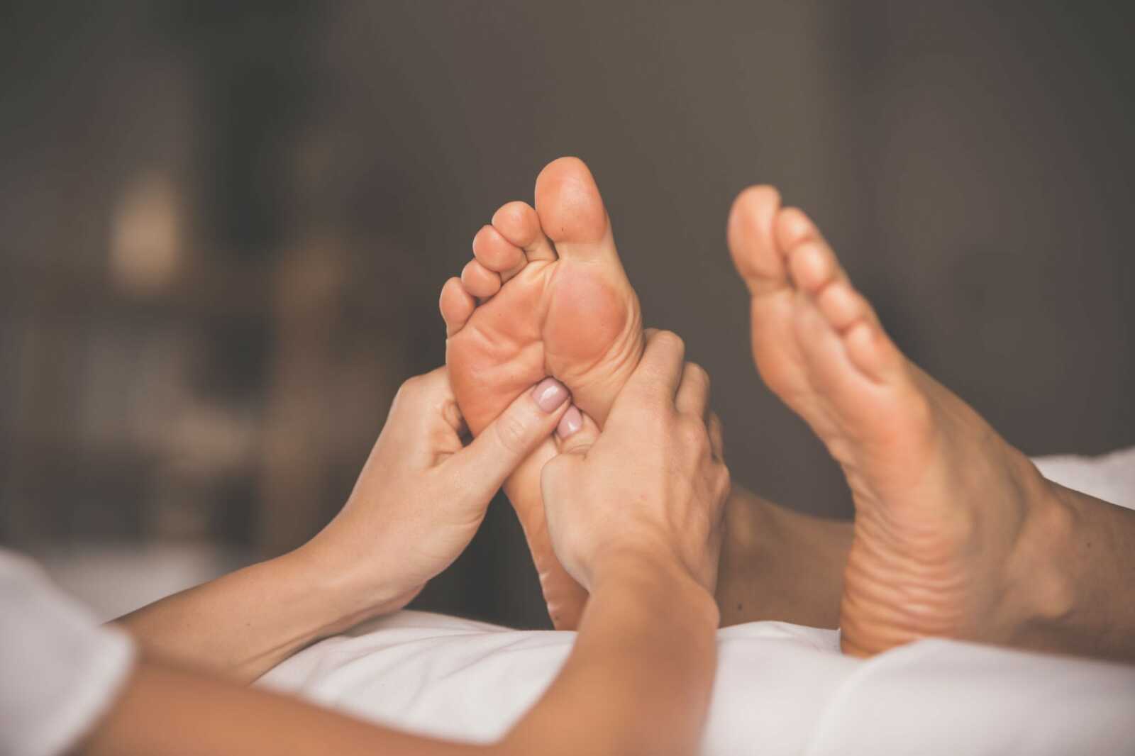 REFLEXOLOGY 