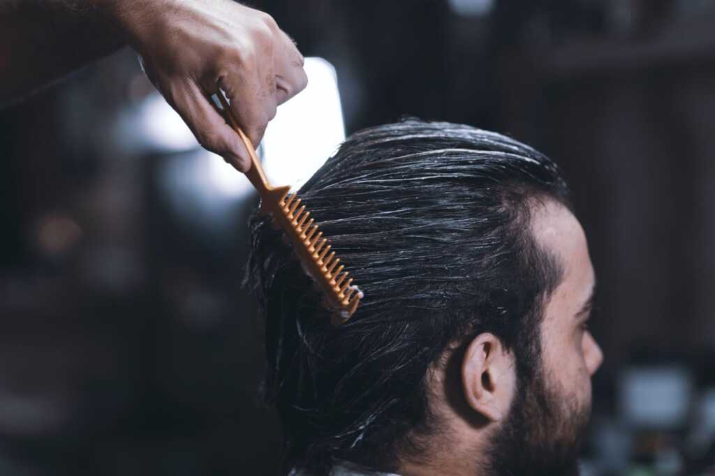 Adds shine to your hair 