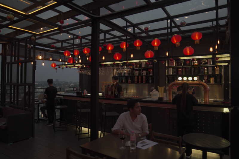 theglass_barcounter