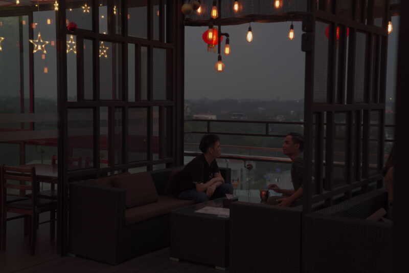 theglass_indoor2