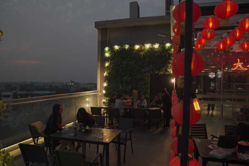 theglass_outdoor