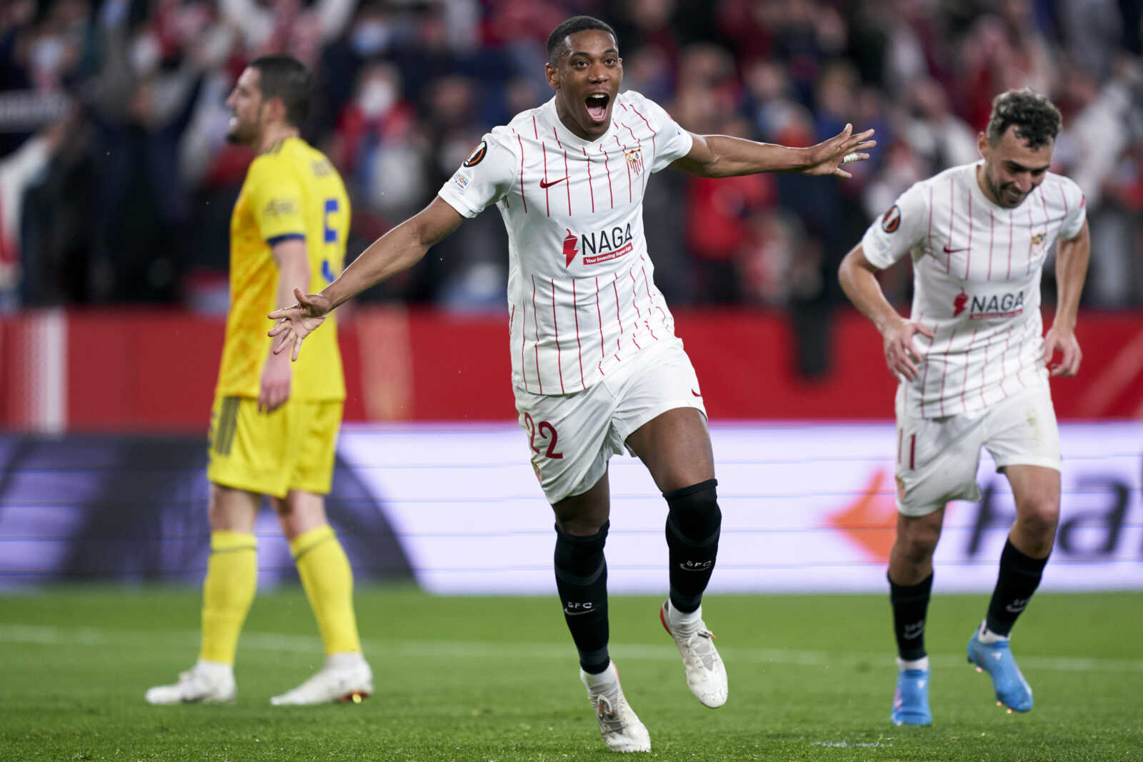 man-utd-anthony-martial-delights-fans-with-first-sevilla-goal-in-europa-league-win-vs-dinamo-zagreb