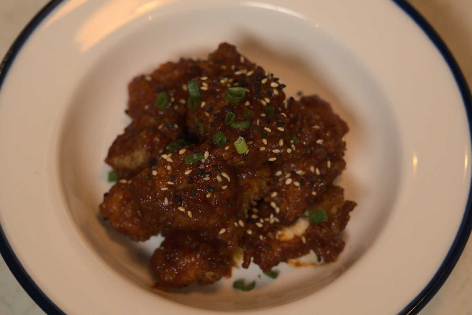 MadameEm's_Cocktail_Bar_FriedChicken