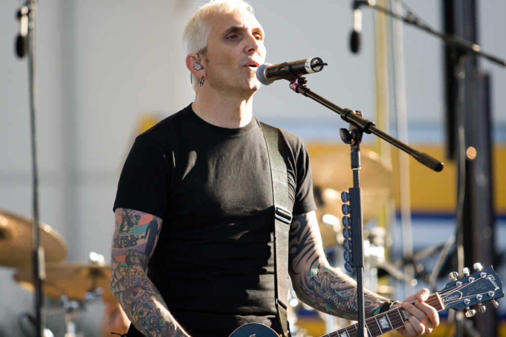Art_Alexakis