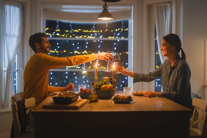 Best-Home-Date-Ideas-To-Experience-With-Your-Partner