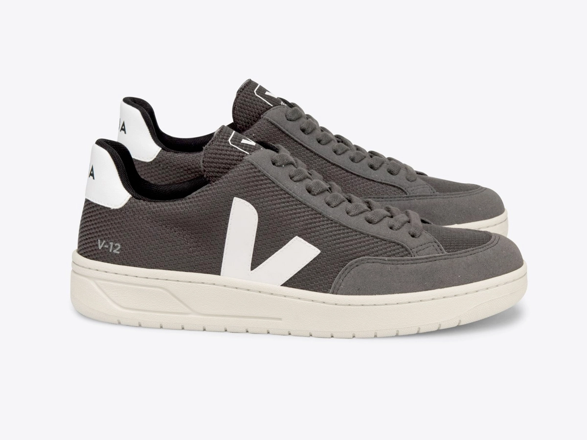 အန္တရာယ် Vegan Sneakers