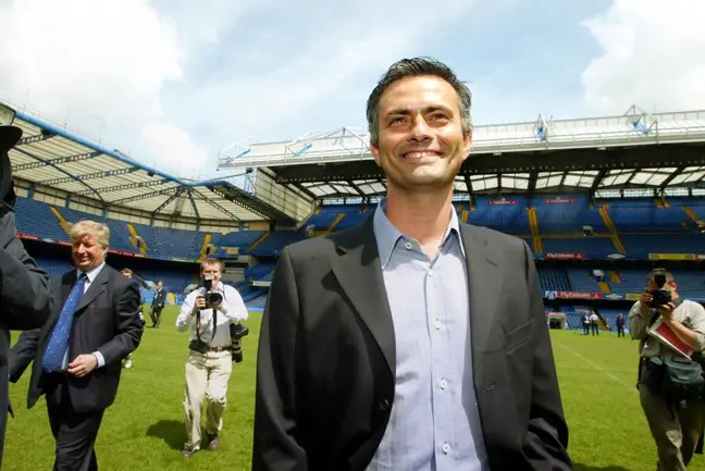 Jose Mourinho unveiled as Chelsea Manager in 2004