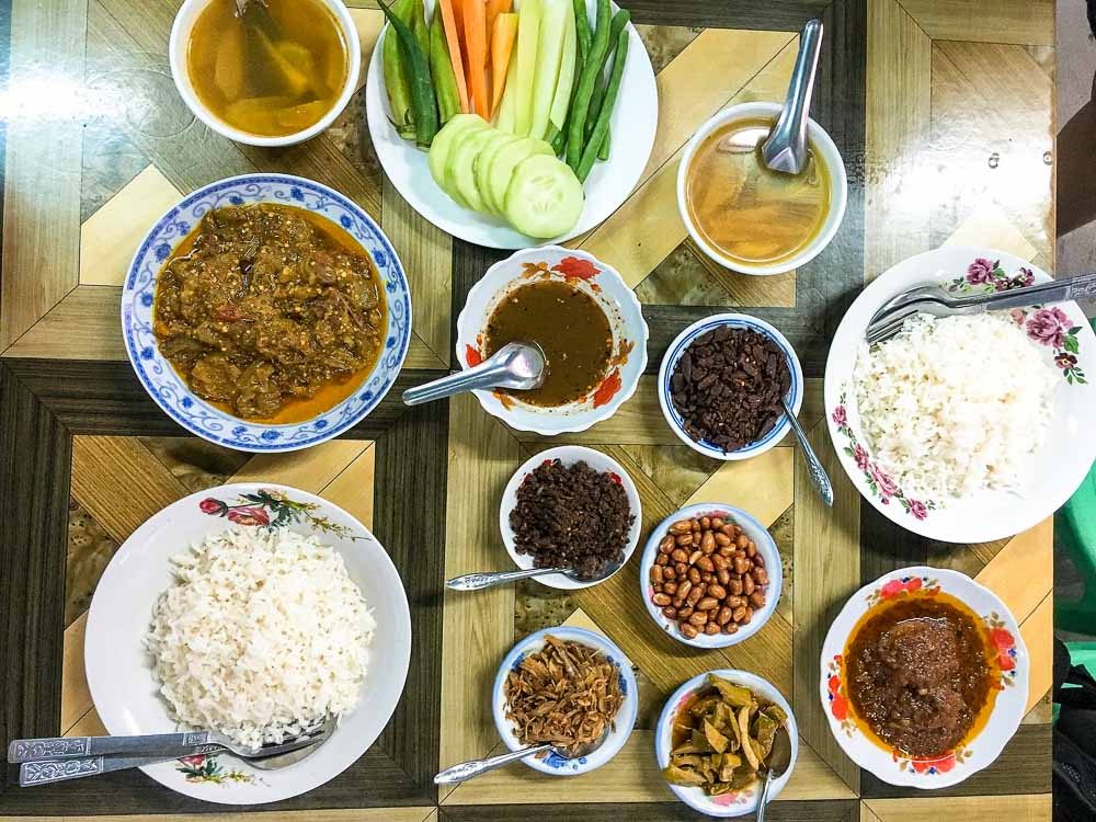 snack in yangon