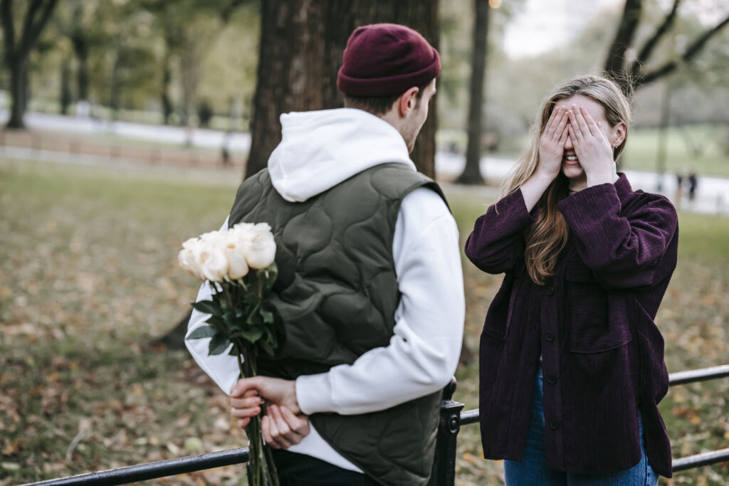 Reasons to Buy Her Flowers and What Every Man Should Know