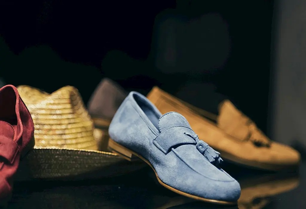 Suede-colored