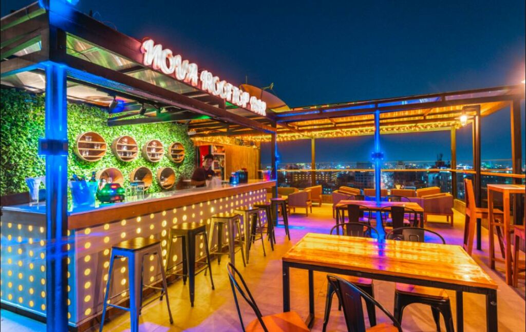 nova rooftop bar