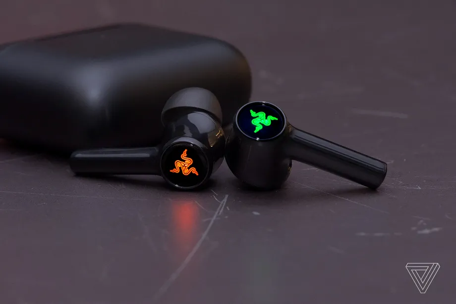 ပေါ်ပြူလာ Earbuds