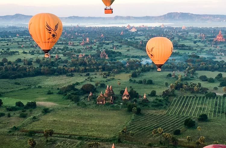 မြန်မာပြည် ခရီးထွက်