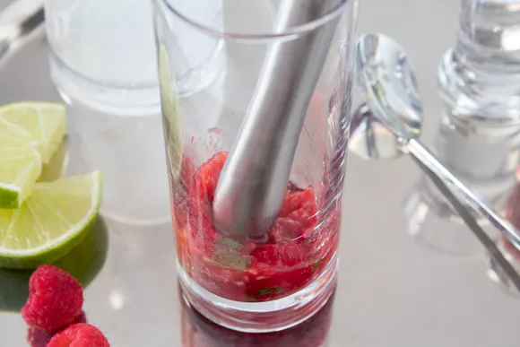 Raspberry Mojito ပြုလုပ်နည်း