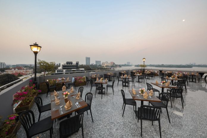 Inya View Bar