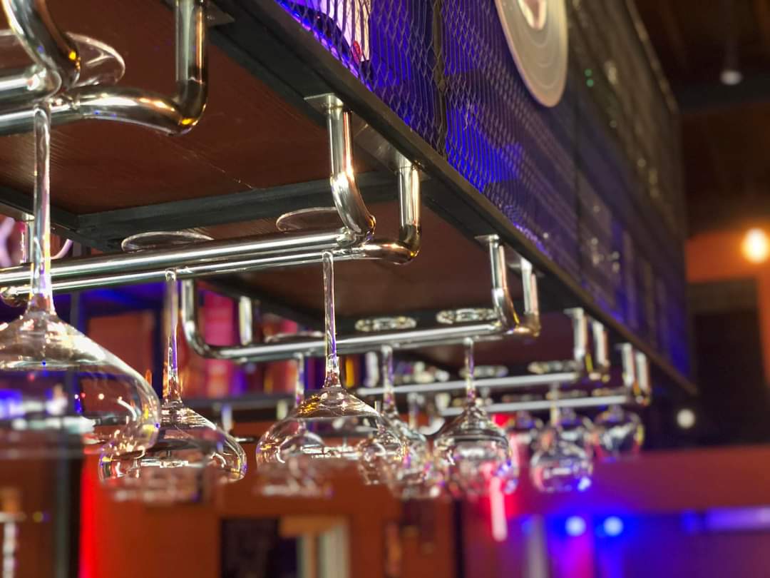 bar