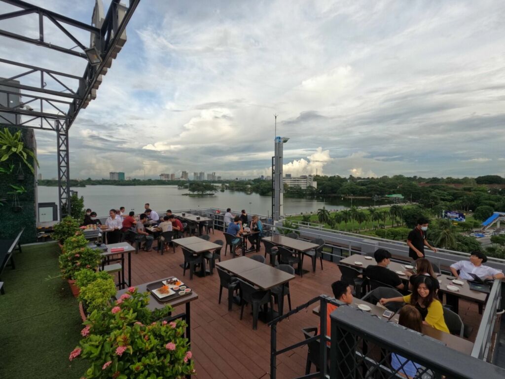 Inya View Roof Top Bar