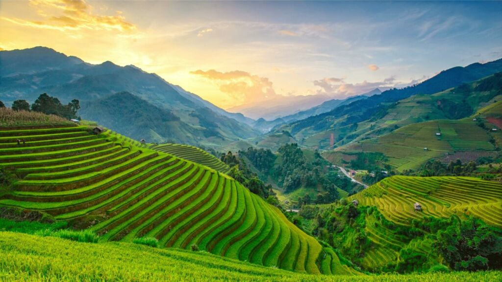 မြန်မာ Hiking