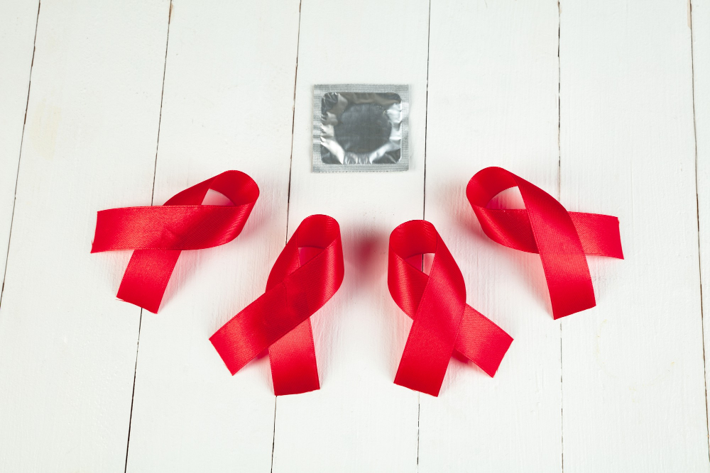 HIV/ AIDS